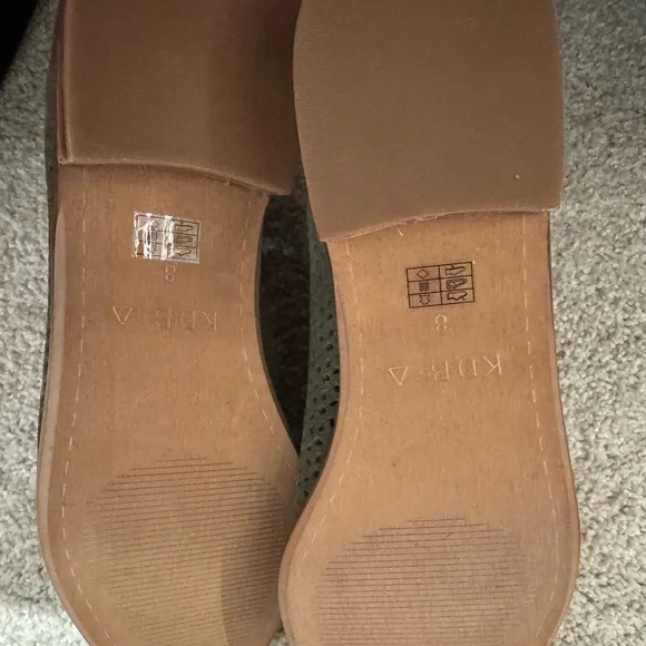 Kelsi Dagger Green Booties women’s size 8 - Picture 2 of 7